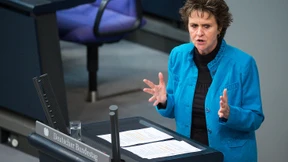 Empörung über die Dauer von Langzeitarbeitslosigkeit 