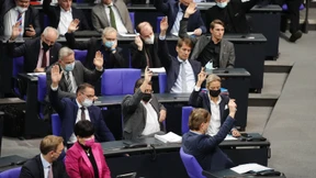 Heftiger Schlagabtausch über Infektionsschutzgesetz