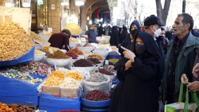 Iranische Währung verliert weiter an Wert