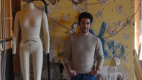 Dieser Mann bringt Amerika guten Stil bei