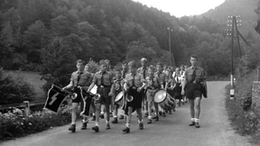 Ich liebe euch, und ihr seid Verbrecher