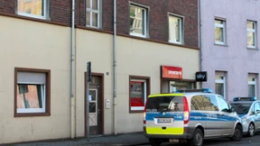 Brüder sollen ihre schwangere Schwester erstochen haben