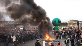 Massenproteste wegen umstrittener Rentenreform