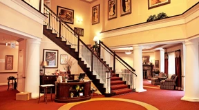 Hauptsache, nicht ins Seniorenheim