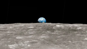 So sieht es aus, wenn die Erde aufgeht