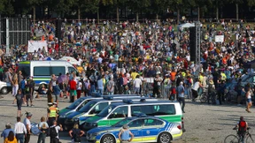 Tausende protestieren in München gegen Corona-Politik