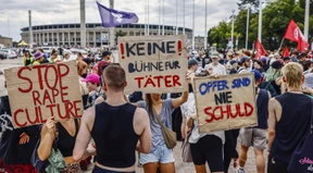 Lindemann-Anwälte ziehen Unterlassungsantrag gegen Petition zurück