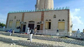 Über 200 Tote bei Anschlag auf Moschee