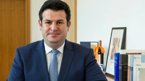 Respekt für Rentner, Bürde für die Jungen