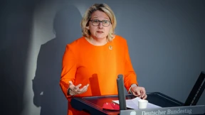 Schulze will Klagerecht für ausländische Arbeitnehmer in Deutschland