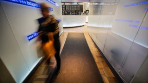 Strategen empfehlen Anlegern still- und durchzuhalten