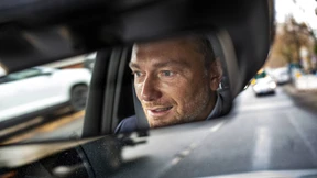 Lindner macht Corona-Krawall