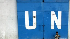 Tausende plündern UN-Lebensmittellager