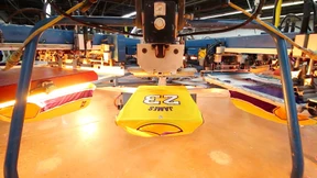 Amerikanischer Milliardär steigt in den deutschen Fußball ein