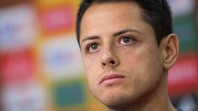 Umarmt vom Fußball!