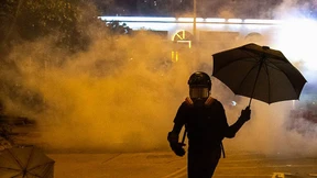 Regierungschefin verurteilt Gewalt durch Demonstranten