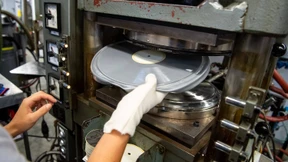 Die Schallplatte überholt die CD