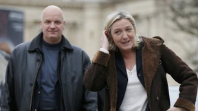 Enge Mitarbeiter von Le Pen in Polizeigewahrsam