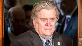 Bannon versucht sich in Schadensbegrenzung