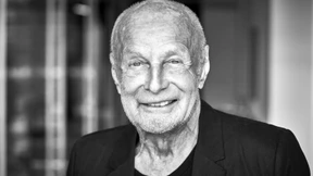 Hellwach durch die Territorien des vollkommenen Geschmacks