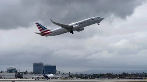 Randalierender Passagier zwingt Flugzeug zur Notlandung
