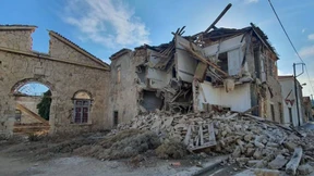 Beben erschüttert türkische Tourismus-Provinz Izmir