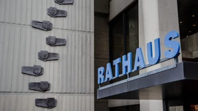 Offenbach verschärft Haushaltssperre