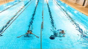 Hallenbad öffnet für Dauerkarteninhaber