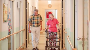 Wenn die Rente nicht fürs Pflegeheim reicht