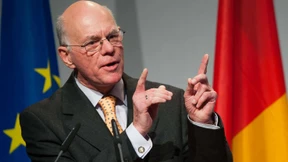 Lammert gegen eigenen NPD-Verbotsantrag des Bundestags