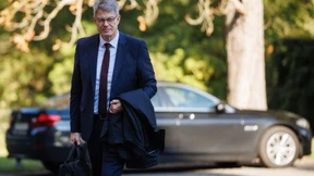 Schnieder erleidet Kreislaufzusammenbruch