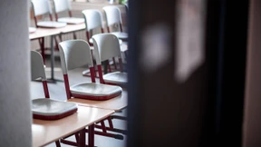 Geschäfte, Schulen, Friseure