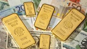 Beton, Bares und Gold als Wahres