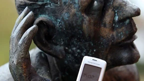 Kommen Sie zur Welt-Uraufführung der Zehnten?