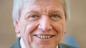 Finanzen, Asyl und Einheitsfest 