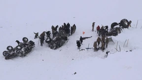 Mindestens 38 Tote bei Lawinenunglück