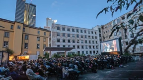 Wo die Bilder draußen tanzen