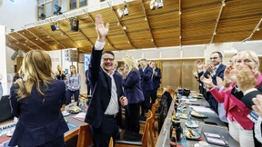 Schwarz-roter Koalitionsvertrag in Hessen ist beschlossen