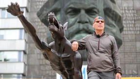 Wölfe zeigen Hitlergruß 