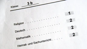 Viele hessische Schulen dürfen künftig auf Noten verzichten