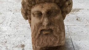 Kopf von Hermes-Statue gefunden
