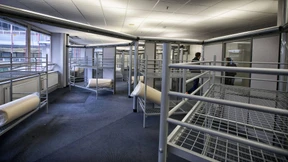 2000 Flüchtlinge ziehen auf Neckermann-Areal