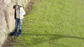 Flüchtlinge verschenken Geld