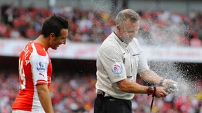 Gibt es buntes Freistoßspray bei Schnee?