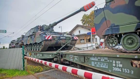 Militär auf der Durchreise