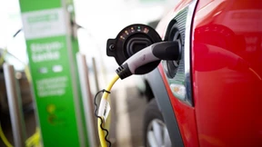 Elektroautos und die Entdeckung der Langsamkeit