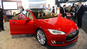 Tesla plant gigantische Batteriefabrik 