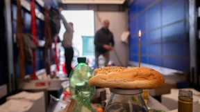 Streikende Lkw-Fahrer kämpfen für ihren Lohn