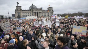 Abermals Hunderttausende auf Demos gegen Rechtsextremismus