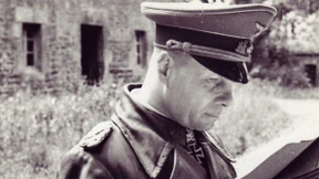 Um einen Rommel von innen bittend?